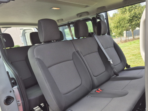 trafic-gris-claire-sieges