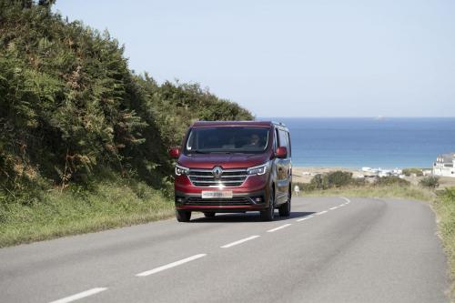 van-amenage-HorizonVan carosserie-Rouge-Carmin